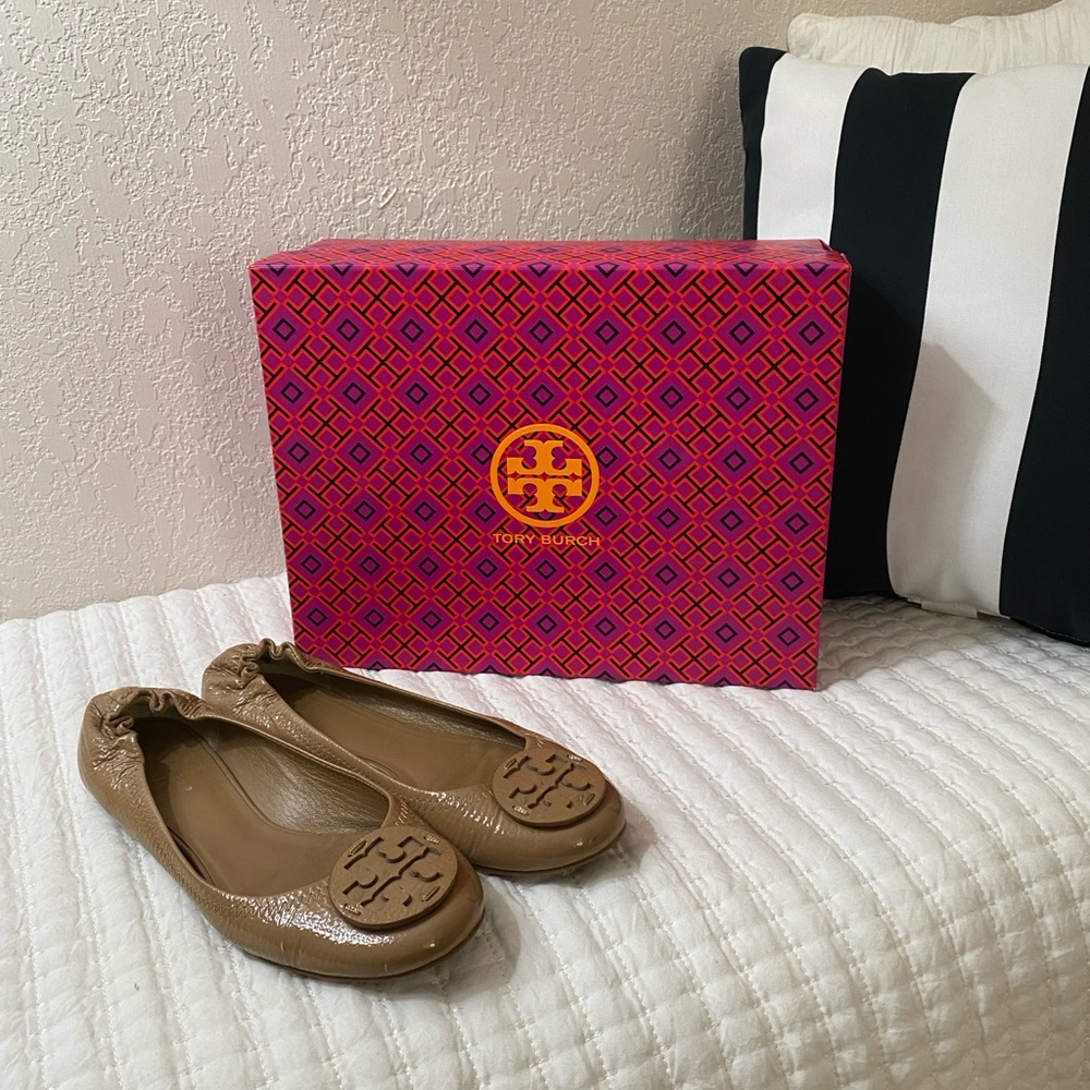 Tory Burch Women's Tan Ballet Flats